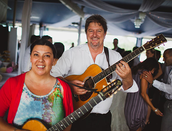 Brisbane Acoustic Swing